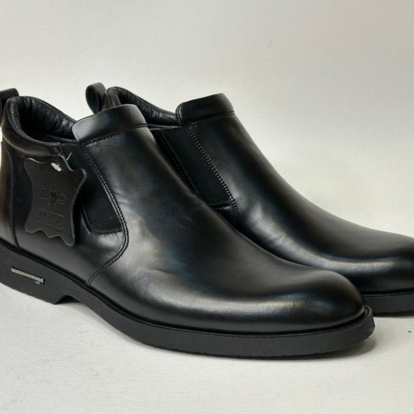 نیم بوت مردانه چرمی مشکی طرح کش دار مدل LB200