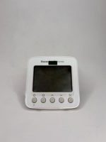 ترموستات دیجیتال فن‌کویل هانیول TF228WN با نمایشگر LCD