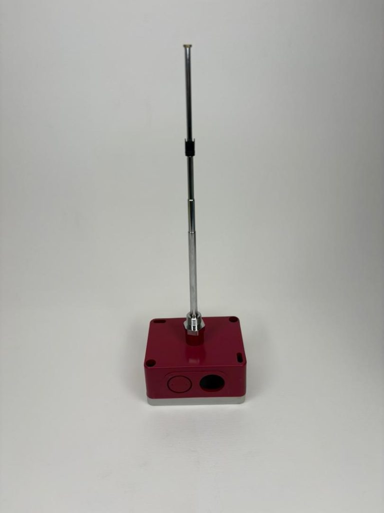 سنسور دمای تلسکوپی STP660 اشنایدر الکتریک با پراب قابل تنظیم